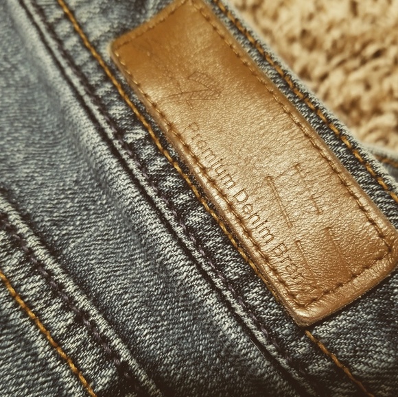 🇺🇸MURICA SALE🇺🇸 Seven7 Bermuda Shorts - Picture 3 of 6